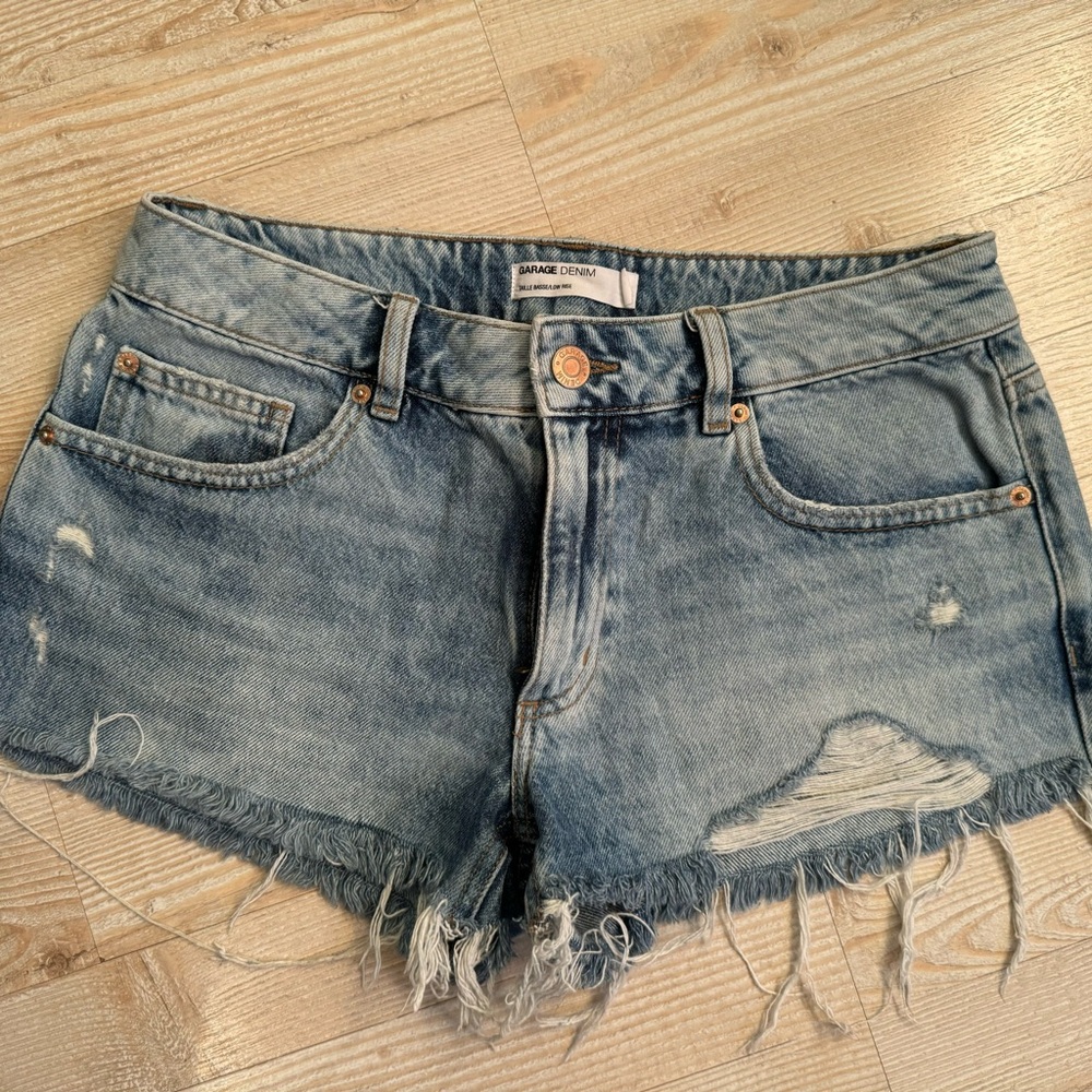 Garage denim shirts size 5/27